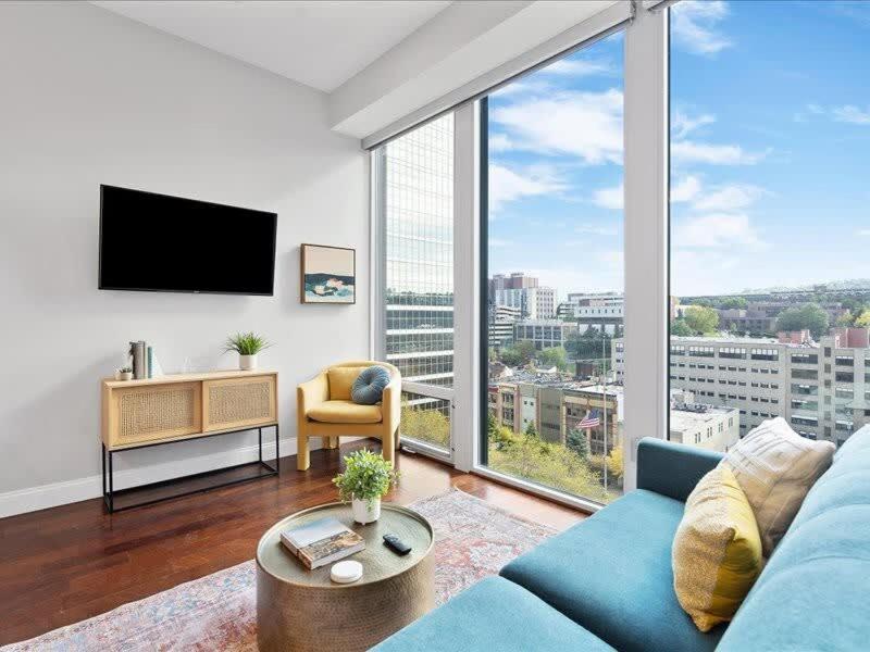 Cozysuites Roomy 1Br, Ppg Paints Arena, Pitts Pittsburgh Esterno foto